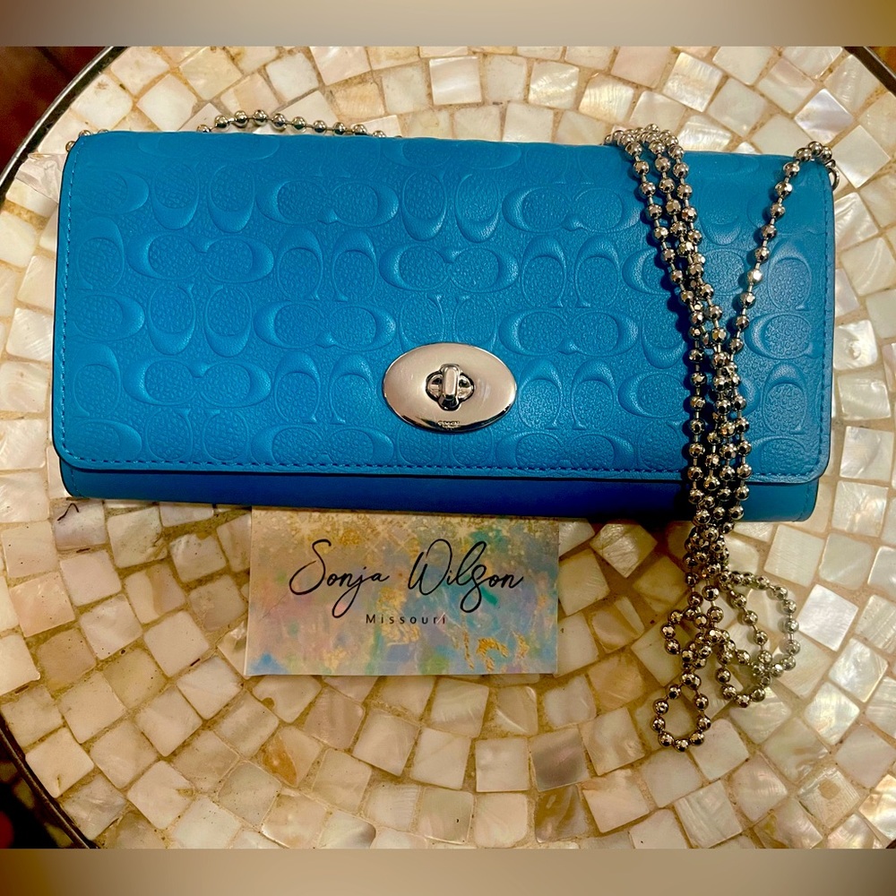 Coach Emblem Logo Chain Envelope Wallet- NEW